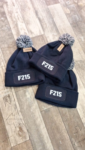 Patch-Beanie - Strickmütze mit Bommel "F215"